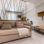 Dafne Speciale, Elegante Con Balcone Apartament Rzym